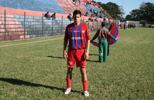 Реал в погоне за 16-летним мегаталантом Парагваец Хуан Итурбе может очутиться на Сантьяго Бернабеу уже этим летом.