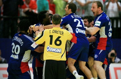 Франция - чемпион Европы В финальном матче Трехцветные переиграли сборную Хорватии с разницей в четыре мяча. 