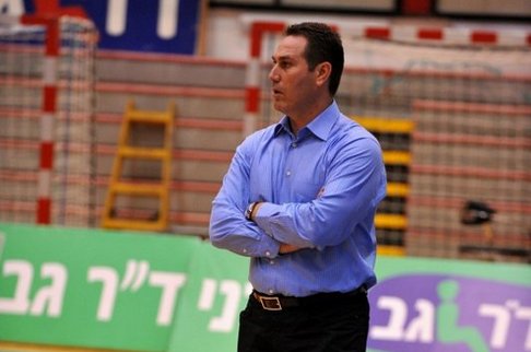 Экс-игрок Маккаби хочет в Украину Среди кандидатов на пост наставника сборной Украины появился израильский специалист.