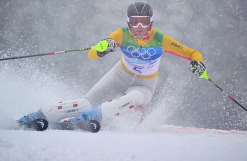 Мария Риш уверенно побеждает в слаломе Немецкая горнолыжница становится в ряд двукратных чемпионов Ванкувера. 