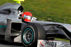 Шумахер: "Команда Макларена очень сильна" Пилот Мерседеса Михаэль Шумахер прокомментировал победу Льюиса Хэмилтона в заключительноый день тестов в Барсе...