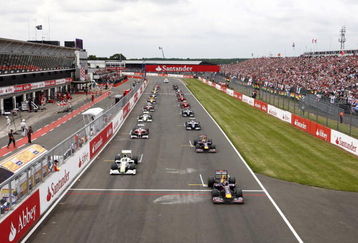 Билеты на Гран-при Британии уже раскуплены Британская гонка вызвала колоссальный интерес у болельщиков и в кассах уже не осталось пропусков на гоночные ...