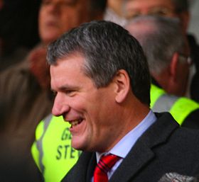 "Глейзеры не продадут МЮ" Исполнительный директор Манчестер Юнайтед прокомментировал последние волнения вокруг возможной смены владельцев команды.