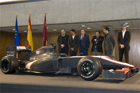 Хиспания была официально представлена публике Сегодня в испанском городе Мурсия состоялась презентация новичка Формулы 1.