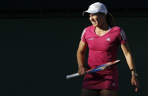 Индиан-Уэллс (WTA). Энен терпит поражение Состоялись первые матчи второго раунда на турнире в Индиан-Уэллсе.