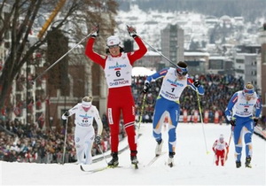 Лыжи. Бьорген выиграл 30-километровую гонку На марафонской дистанции 12-го этапе Кубка мира в Ослов норвежские лыжницы оккупировали пьедестал почета.