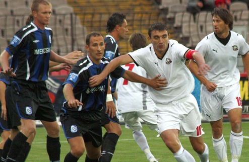 Черноморец переиграл Кривбасс Криворожский клуб уже одной ногой в первой лиге. 
