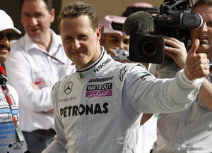 Шумахер: "Я доволен 7-м местом" 7-кратный чемпион мира прокомментировал свою первую квалификацию после трехлетнего перерыва.