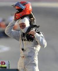 Шумахер: "Чувствовал себя спокойно" Великий возвращенец вновь прокомментировал свою первую гонку сезона в Бахрейне. 