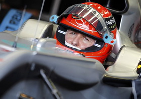 Шумахер: "Квалификацию провели разумно" Михаэль прокомментировал результаты квалификационных заездов Гран-При Австралии.