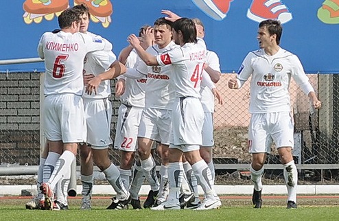 Оболонь переиграла Закарпатье Киевский клуб увозит из Ужгорода три очка. 