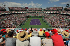 Турнир в Майами установил рекорд посещаемости В нынешнем году Sony Ericsson Open пользовался небывалым интересом у публики.