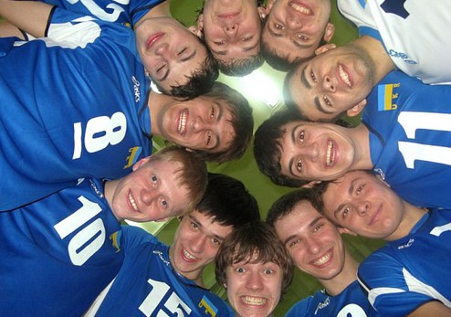 Чемпионат Европы-2010: первая победа наших юниоров В португальском городе Ламего продолжаются игры квалификационного раунда ЧЕ-2010 среди юниоров (U-19)...