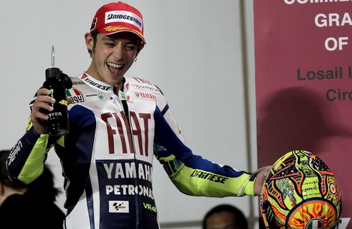 MotoGP. Гран-при Катара. Росси - победитель На первом этапе в сезоне команда Ямаха сделала дубль.