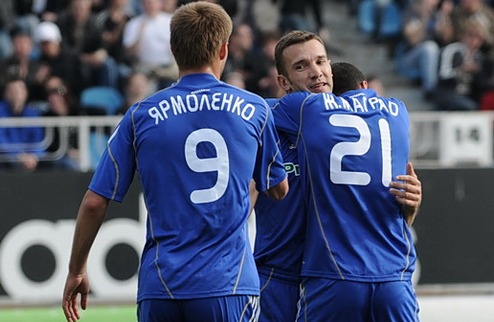 Динамо разобралось с Оболонью Поединок между киевлянами завершился в пользу действующих чемпионов Украины.