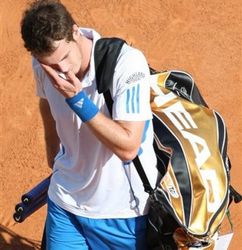 Мюррей: "Мне не хватало пределов корта" Надежда британского тенниса Энди Мюррей в первом же матче завершил выступления на турнире Монте-Карло Мастерс.