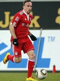 Рибери пропустит финал Лиги чемпионов УЕФА дисквалифицировала полузащитника Баварии на 3 матча.