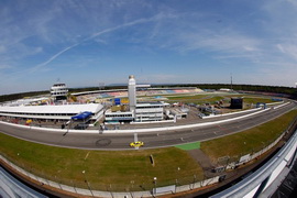 Продажи билетов в Хоккенхайме зависят от успехов Шумахера Боссы автодрома в Германии очень надеются на аншлаг во время июльского Гран-при.