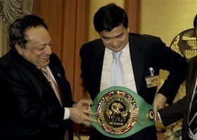 Сулейман: "Паккьяо по силам стать президентом" Глава WBC высказался по поводу достижений филиппинского боксера.