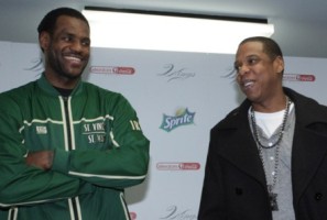 Jay-Z: "Разыгрывающий Бостона играл как Нейт Арчибальд" Известный рэппер и закадычный друг Леброна Джеймса прокомментировал поражение команды его друга ...