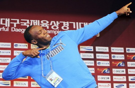 Болт выиграл 100-метровку на соревнованиях в Дегу Ямайский легкоатлет победил на дебютной в этом сезоне спринтерской дистанции.