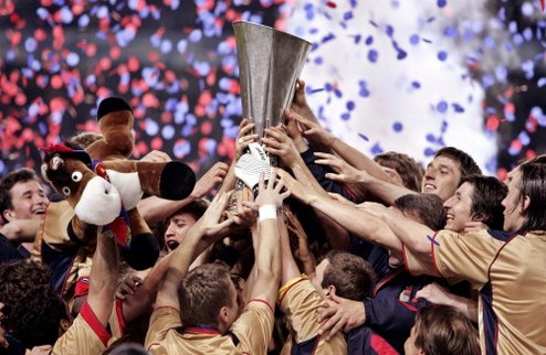 Футбольные команды, сделавшие хет-трик iSport.ua в преддверии финала Лиги чемпионов, в котором Бавария и Интер имеют возможность завоевать свой третий т...