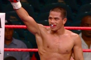 Консепсьон: "Нужно нокаутировать Лопеса" Филиппинский боксер уверен в себе.