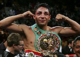 Васкес: "У Маркеса огромный потенциал" Мексиканский боксер проанализировал предстоящую дуэль.