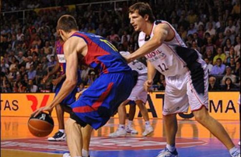 Лига ACB. Каха Лабораль открывает счет в финале Баски неожиданно бьют Барселону на ее площадке. 